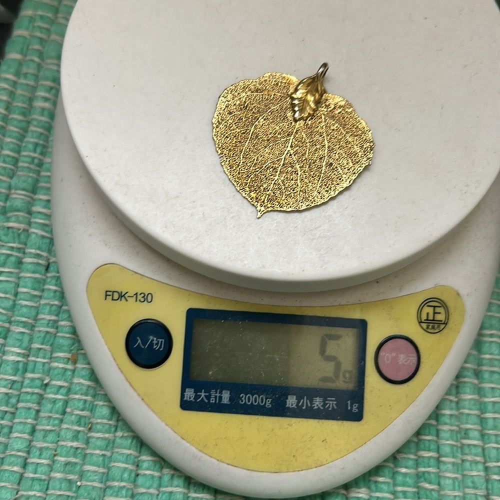 Vtg 24k Gold Dipped Aspen Leaf Pendant - image 6